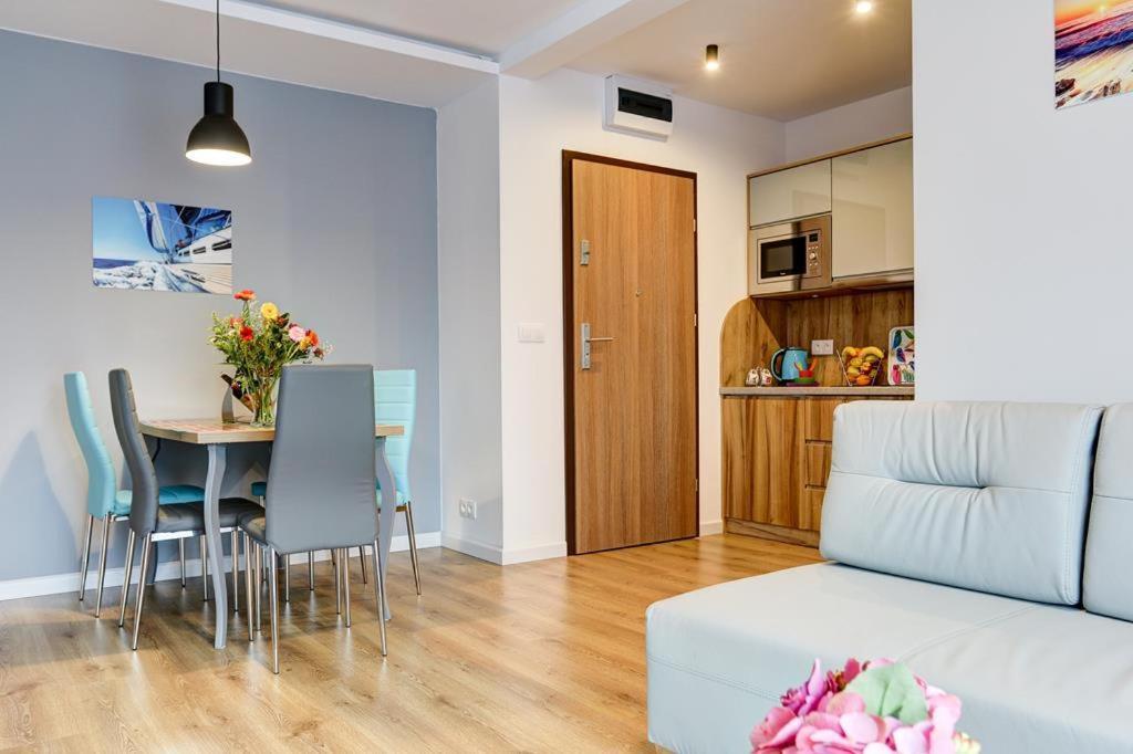 Apartamenty Marina Jastarnia Bis Buitenkant foto
